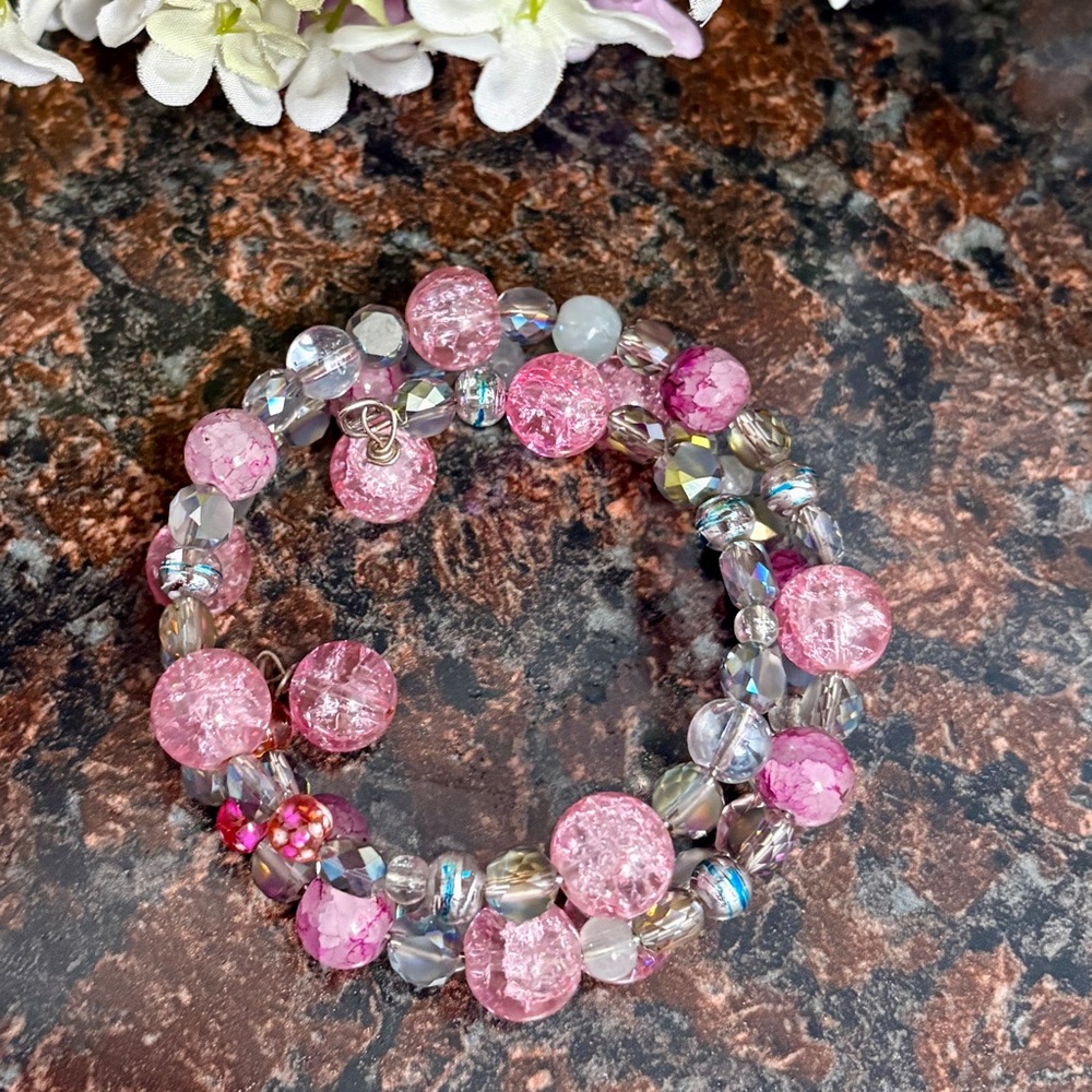 Handcrafted beaded wrap bracelet - Picture 3 of 4
